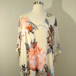 Voll Cream Floral Tunic Size 6XL